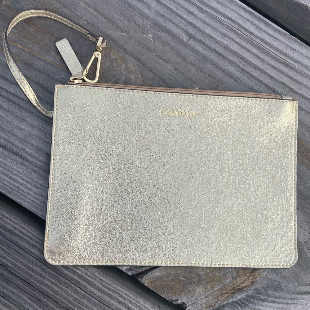 Calvin Klein Gold P’Leather Pouch Wristlet Case Organizer Wallet NEW NWOT 6 x 9”